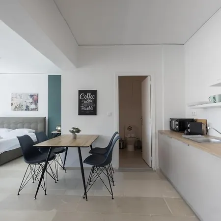 Apartment Hip And Fun B *